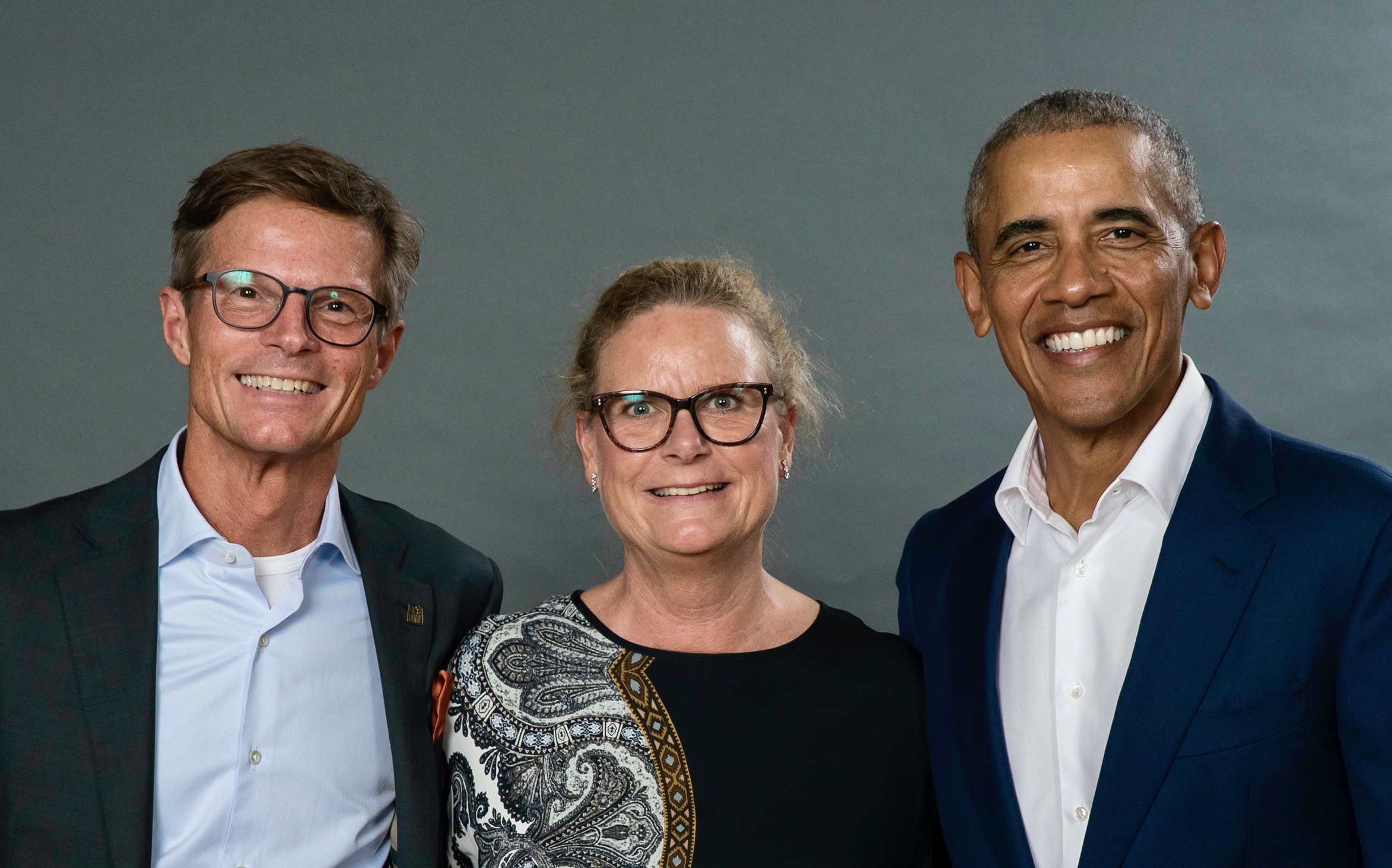 Portrait of Mette and Stephen Bruyant-Langer with President Barack Obama